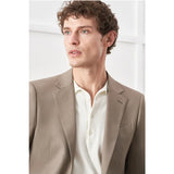 Loose fitting casual men's suit, suitable for spring and autumn