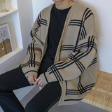 Winter New Cardigans Sweater for Men Retro Loose Casual Korean Fashion V-neck Plaid Line Cardigan Knitted Sweater Men Coats