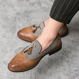 Luxurious Mens Slip-On Casual Shoes Fashion Tassel Men's Shoes Men Loafers Male Dress Brock Carving Shoes Office Designer Shoes