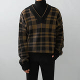 PLAID V-NECK SWEATER